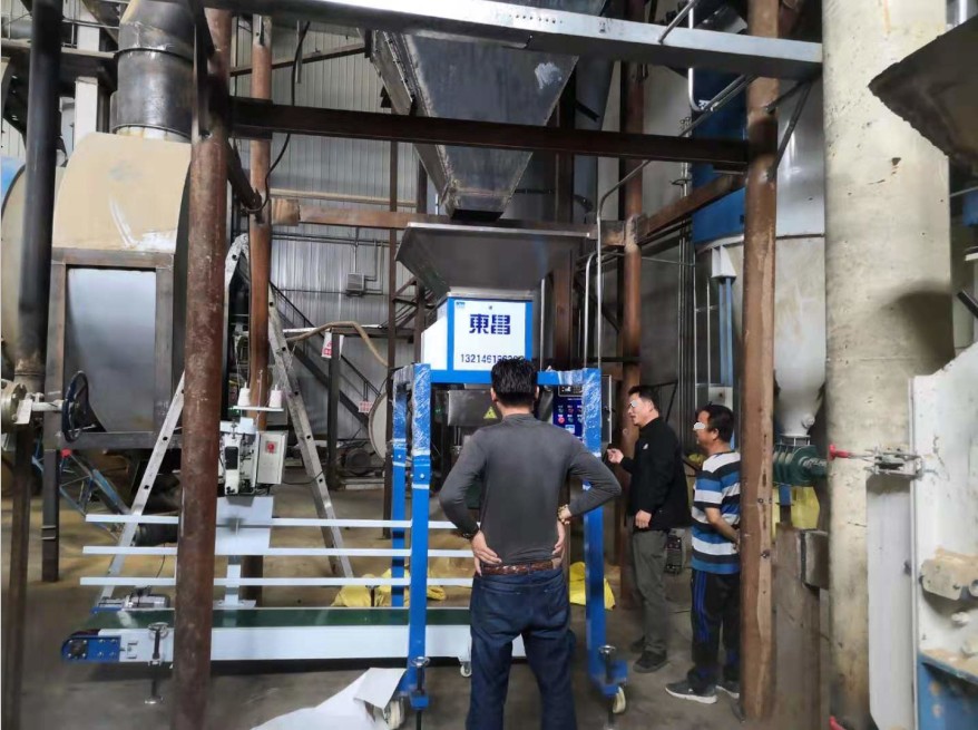 東昌葵花籽粕定量包裝秤打包機 東昌葵花籽粕定量包裝秤打包機