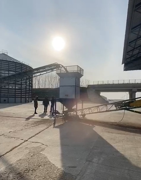 電動中間計量流量秤 電動中間計量流量秤